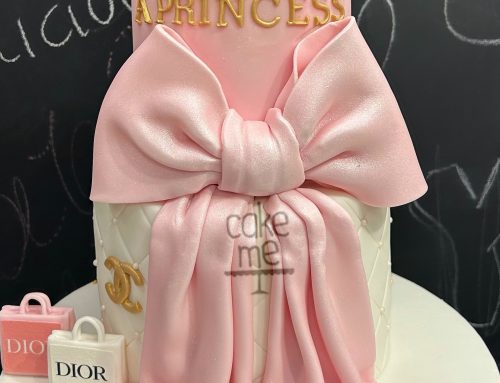 Διώροφη με φιόγκο